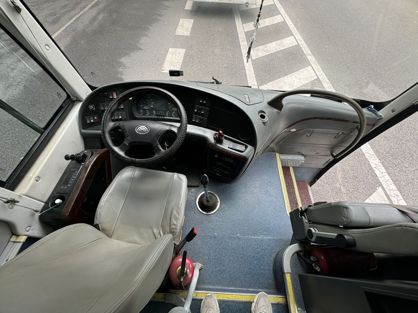 Yutong 6858 35 seats