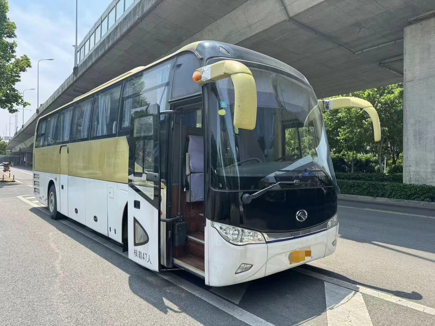 King Long 6113 47 seats