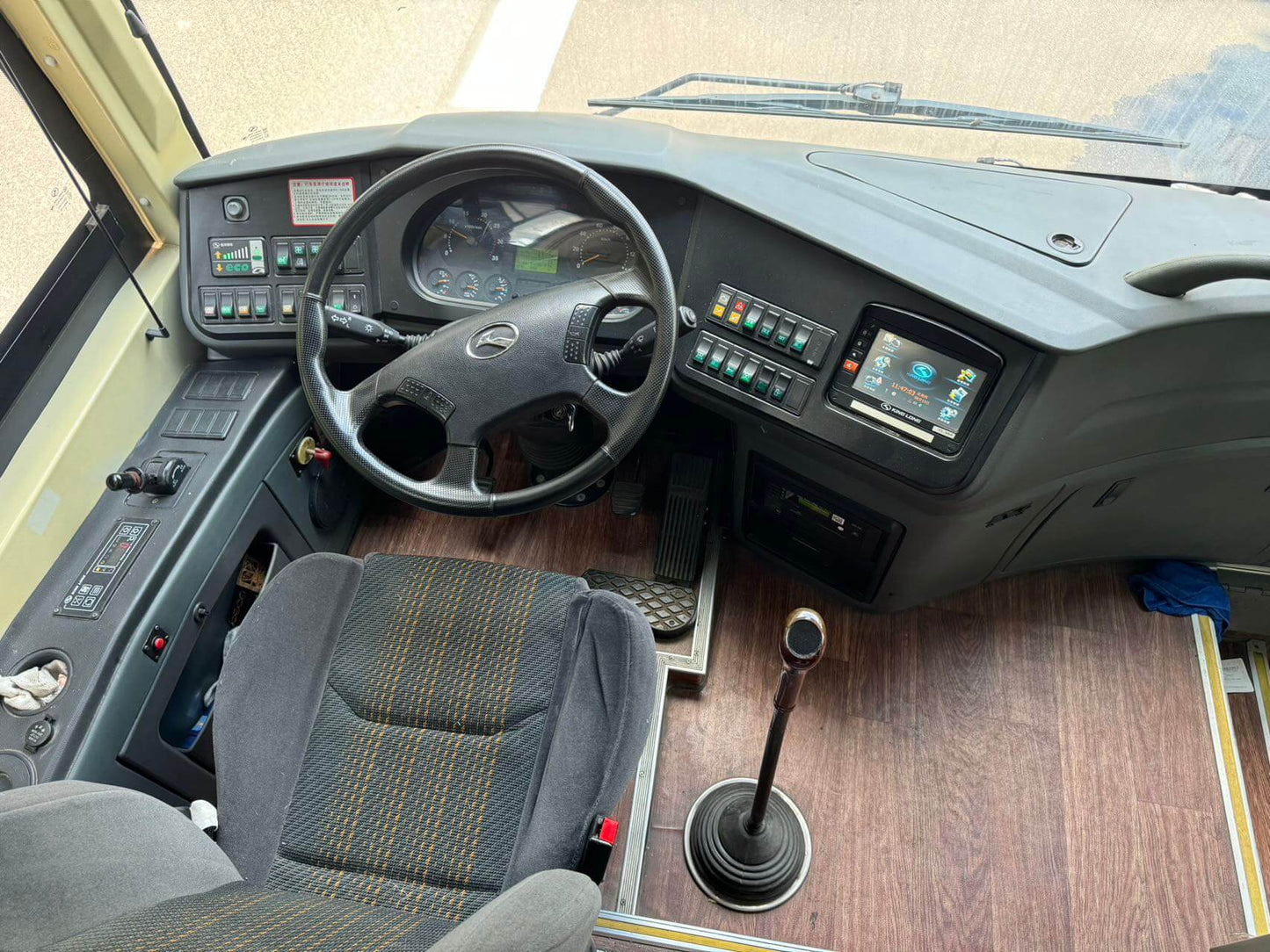 King Long 6113 47 seats