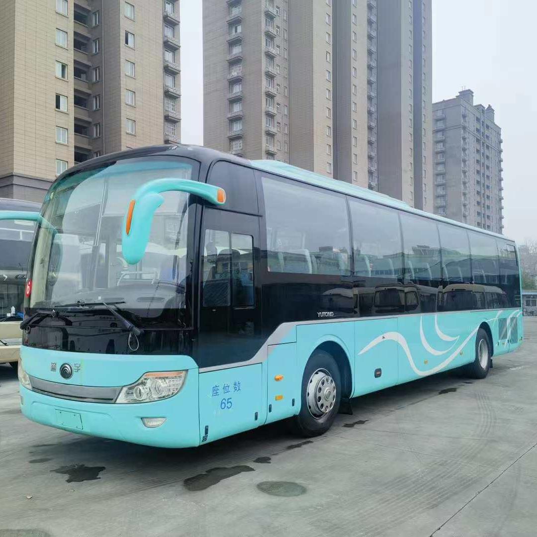 Yutong 6121 65/70 seats