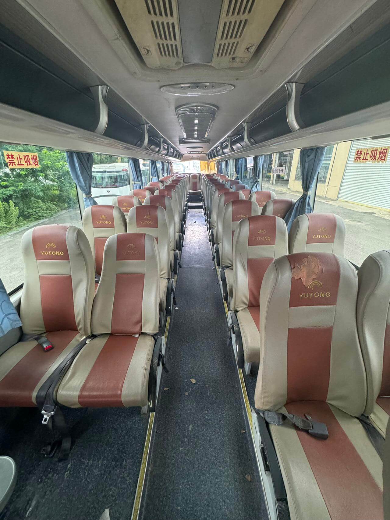 Yutong 6127 59 seats