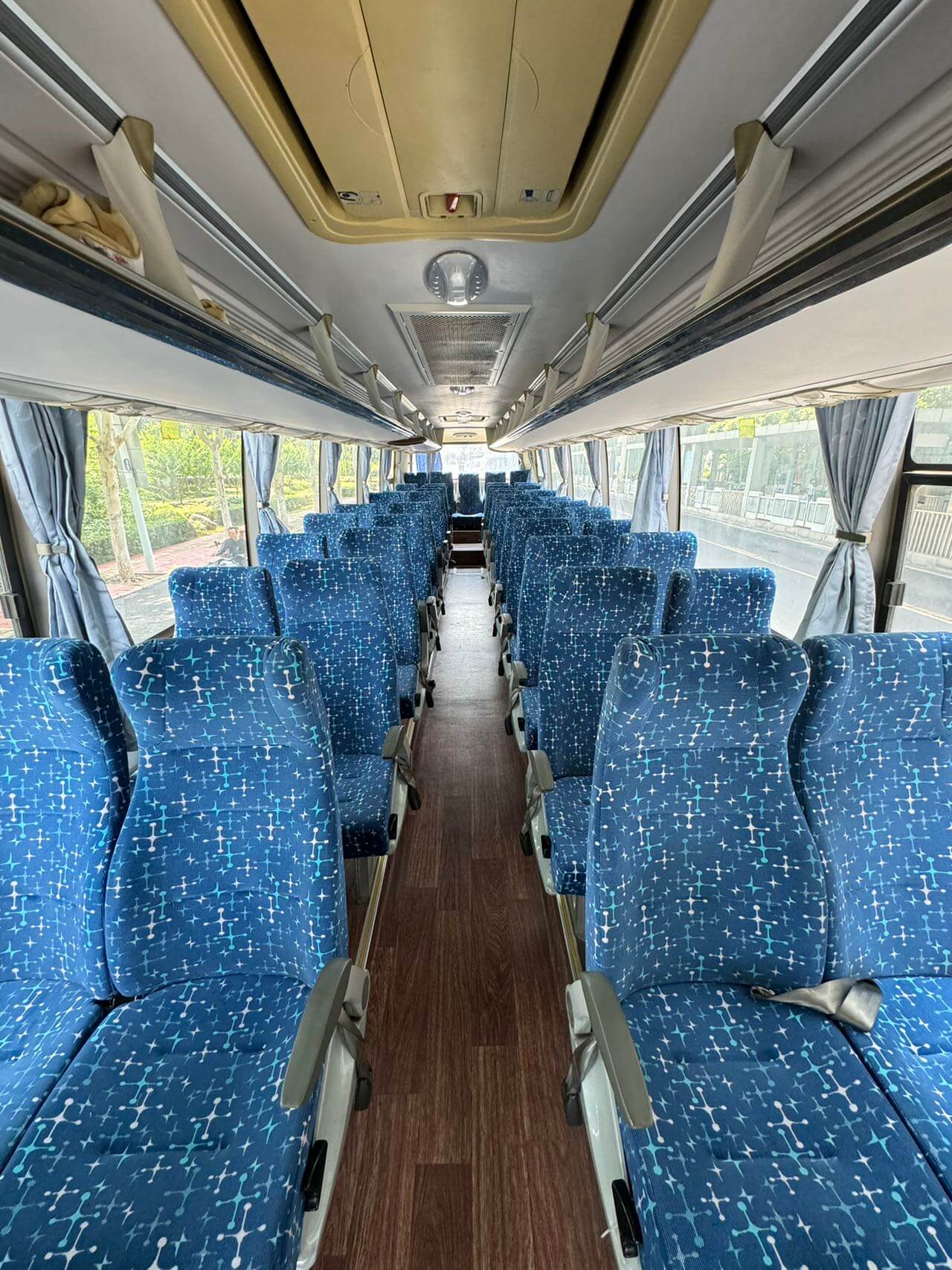 King Long 6113 47 seats