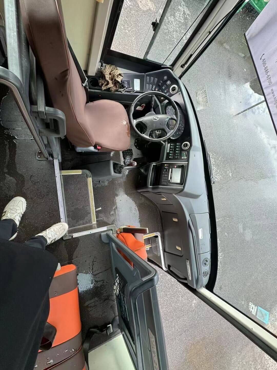 King Long 6115 63 seats