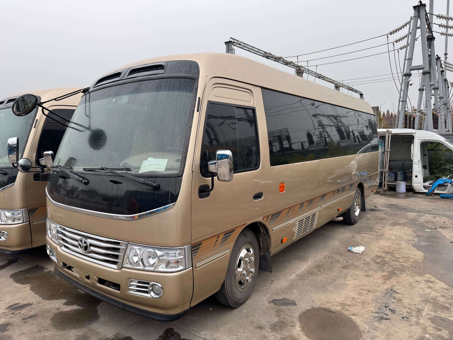 Toyota Coaster 14-16 seats RV