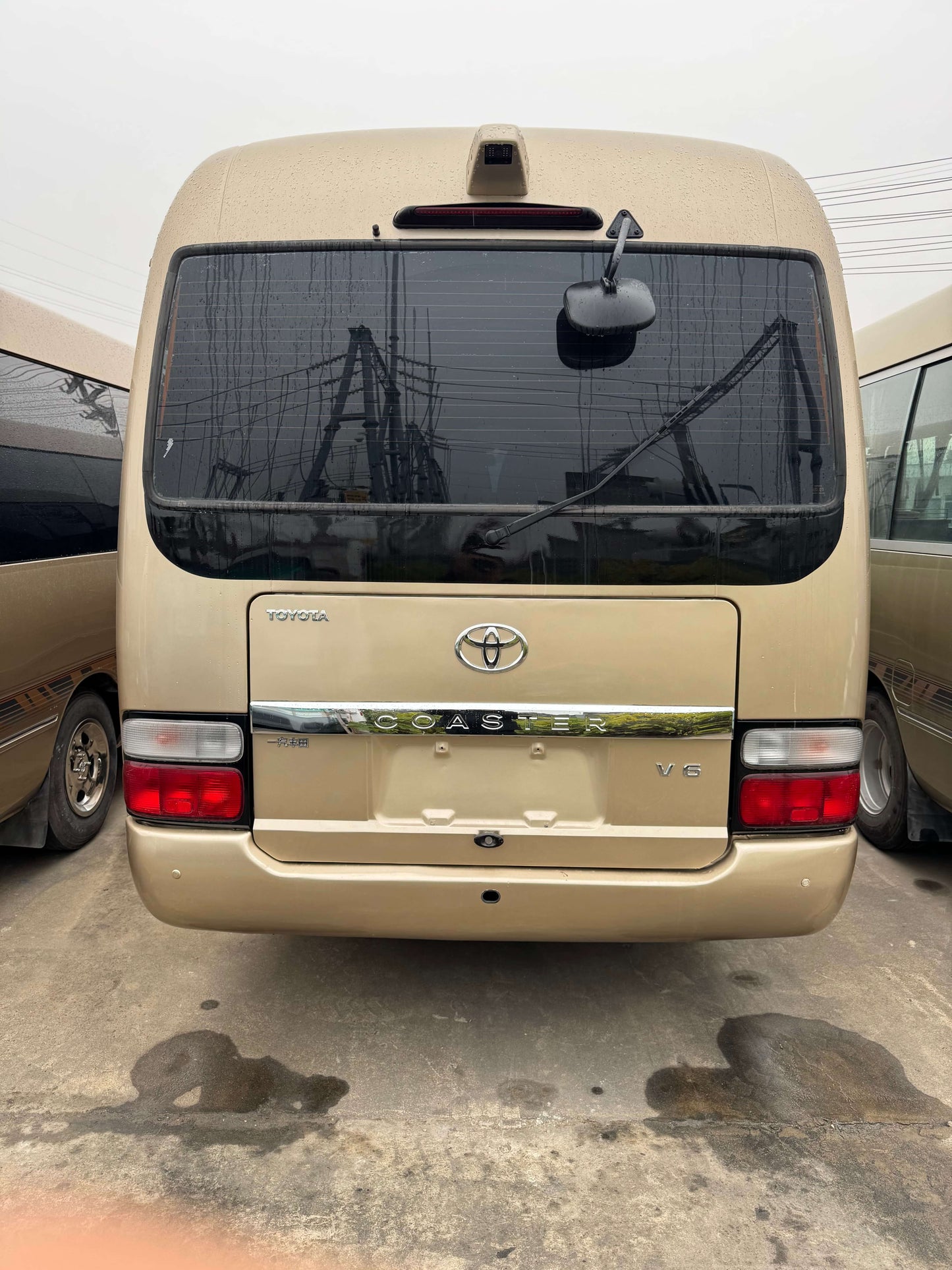 Toyota Coaster 14-16 seats RV