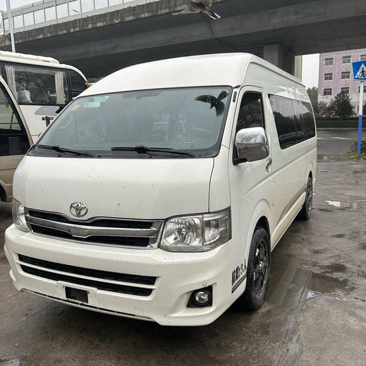 Toyota Hiace Bus